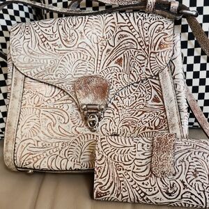 Patricia Nash White Copper Tooled Leather Bag Wallet Set Preowned